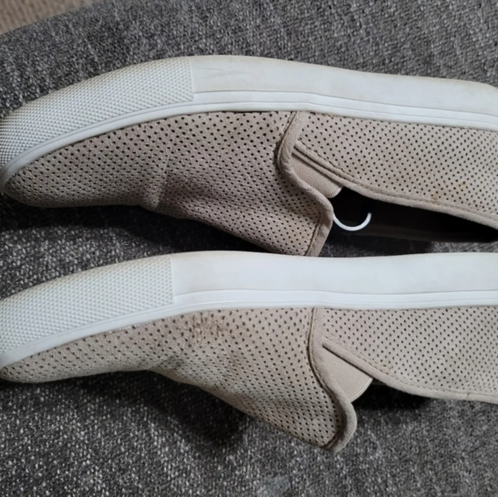 Steve Madden Zarray size 9.5 ladies slip on shoes‎